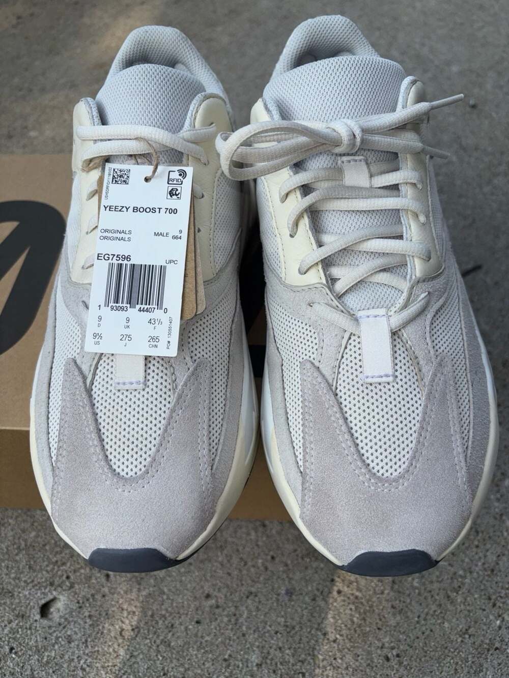 Adidas Yeezy Boost 700 ‘Analog’ [EG7596]. Size 9.5 men’s.